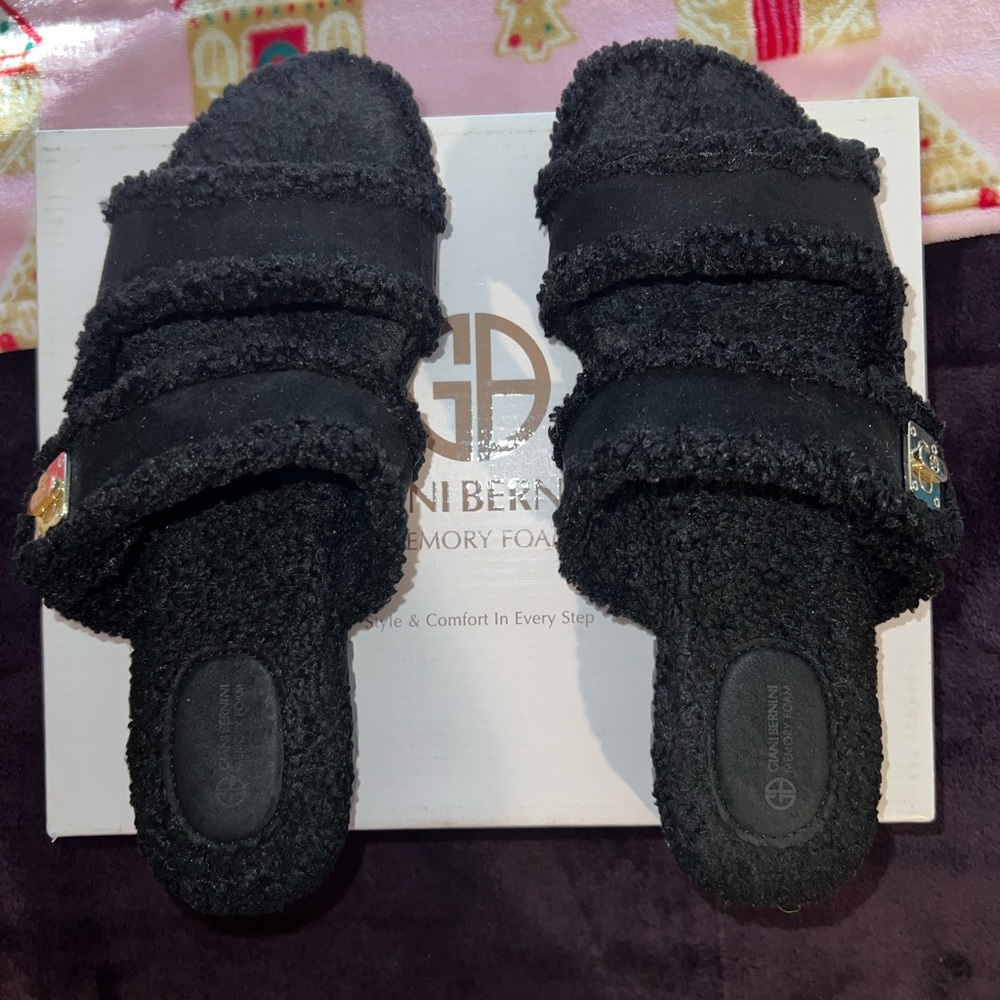 Giani Bernini black platform sandals 🖤